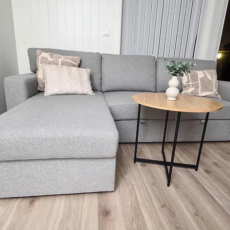 Ghar-new 2 Bedrooms Near Airport And Oslo City-free Parking
