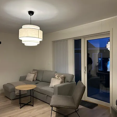 Ghar-new 2 Bedrooms Near Airport And Oslo City-free Parking