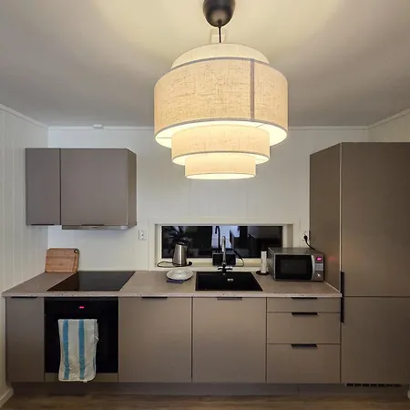 Ghar-new 2 Bedrooms Near Airport And Oslo City-free Parking