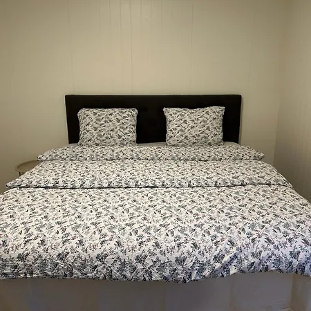 Ghar-new 2 Bedrooms Near Airport And Oslo City-free Parking Apartman *