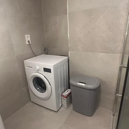 Ghar-new 2 Bedrooms Near Airport And Oslo City-free Parking Apartman *