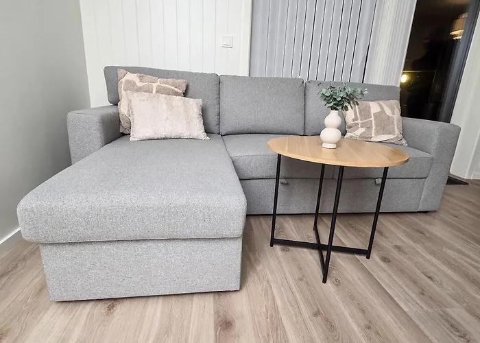 Ghar-new 2 Bedrooms Near Airport And Oslo City-free Parking