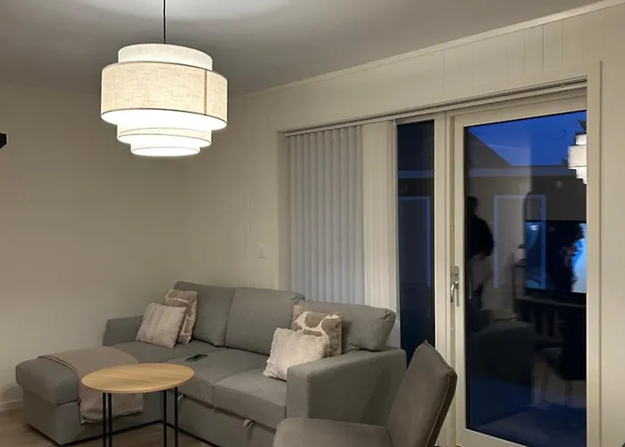 Ghar-new 2 Bedrooms Near Airport And Oslo City-free Parking