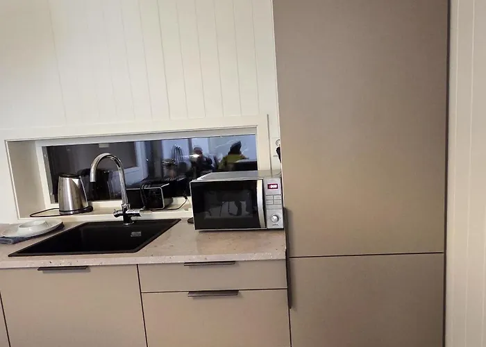 Ghar-New 2 Bedrooms Apartment Near Airport And Oslo City-Free Parking * Klofta
