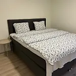 Ghar-new 2 Bedrooms Near Airport And Oslo City-free Parking *